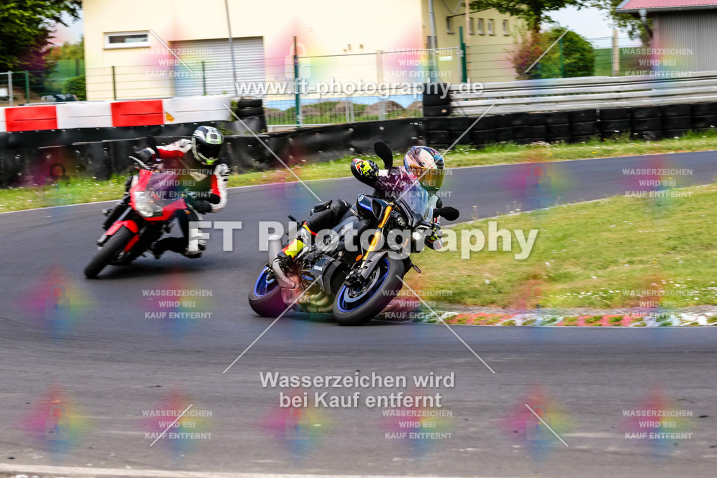 MotoTeamVBK-20737 | Hier findet Ihr Bilder von Touristenfahrten auf der Nürburgring Nordschleife oder von anderen Veranstaltungen die ich besucht habe. Viel Spass beim Durch Schauen 