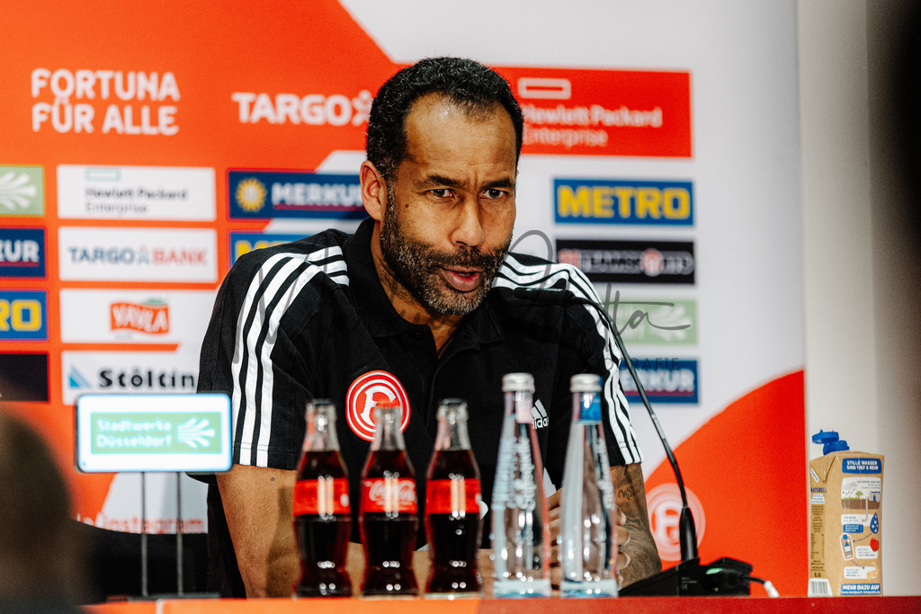 2. Bundesliga, Saison 2023/24, 25. Spieltag: Fortuna Düsseldorf - Hamburger SV | Düsseldorf, 08.03.2024: 2. Bundesliga, 25. Spieltag, Fortuna Düsseldorf gegen Hamburger SV in der Merkur Spiel-Arena in Düsseldorf. Foto: sportfotografie.ms | Markus Paletta - Realisiert mit Pictrs.com