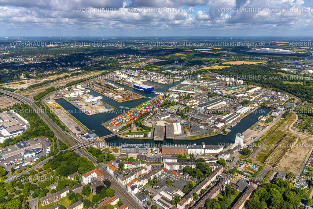 Dortmund240700068 | Luftbild, Dortmunder Hafen Gesamtansicht, Fernsicht und blauer Himmel mit Wolken, Hafen, Dortmund, Ruhrgebiet, Nordrhein-Westfalen, Deutschland