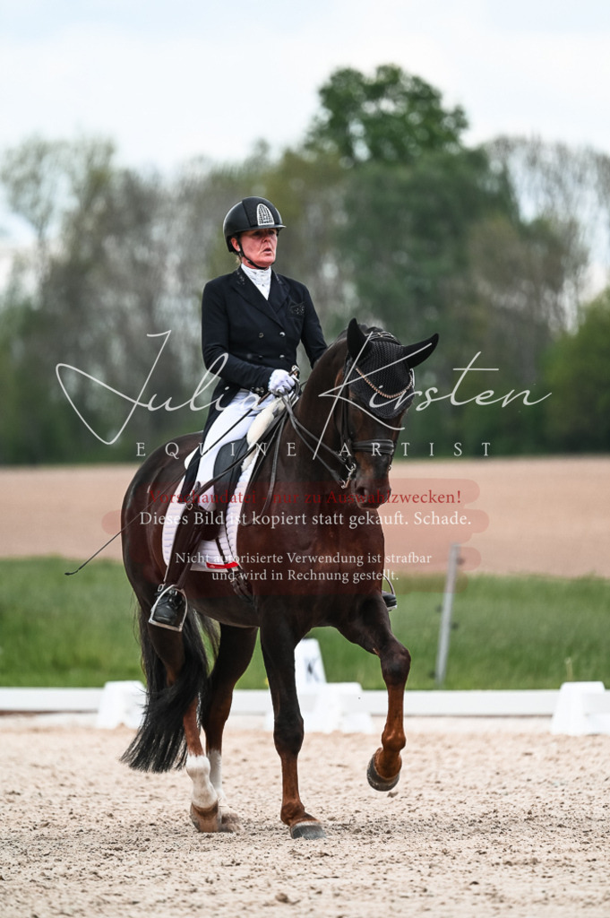 20230514_JK-Röhrsdorf-21-168 | Pferde- und Turnierfotografie in Westsachsen. Pferdeportraits, Auftragszeichnungen und intuitive Kunst.