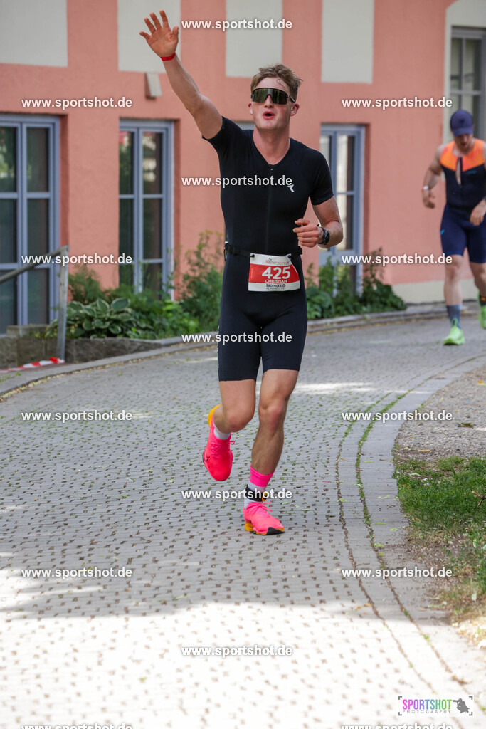 KSZ_9914 | Stadttriathlon Erding 2025. #yourpictrs #sportshot_your_pictrs @Sportshotphotography #stadttriathlonerding Copyright: www.sportshot.de