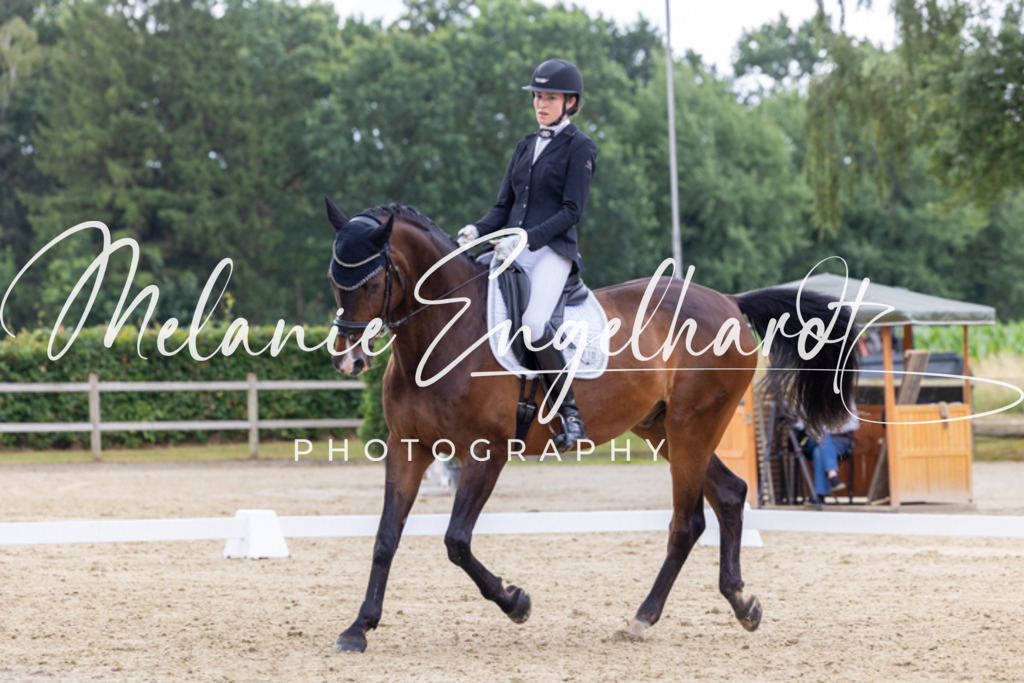 7I8A3973 | melanie-engelhardt-photography - Realisiert mit Pictrs.com
