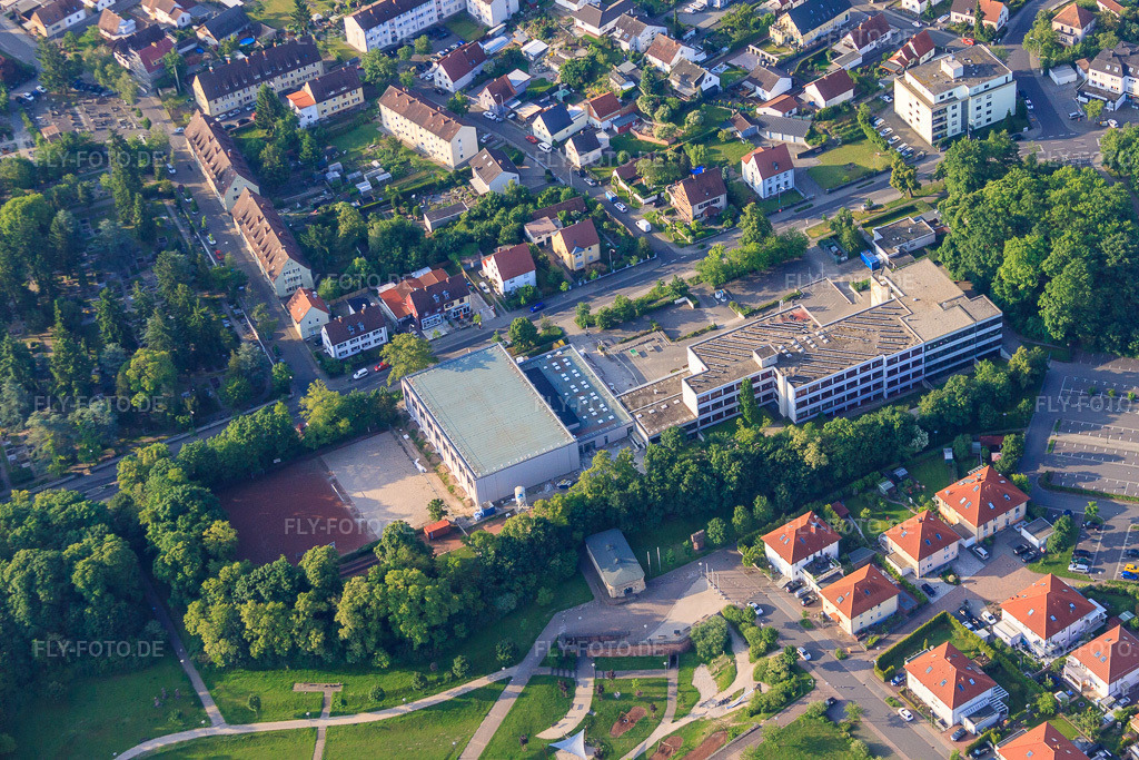 Luftbild: Richard-von-Weizsäcker-Realschule plus Germersheim in Germersheim im Bundesland Rheinland-Pfalz in Deutschland. Foto: IMG_64917.jpg vom 18.05.2014 durch Werner Riehm/FLY-FOTO.deRichard-von-Weizsäcker-Realschule plus