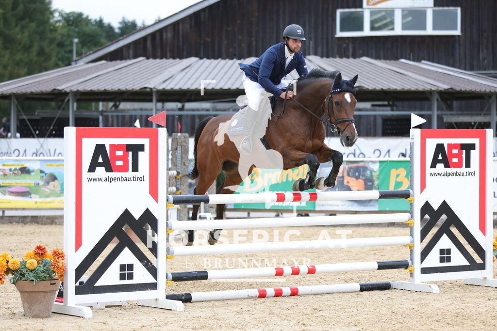 0P6A6779 | Willkommen bei Brunnmayr - Design & Fotografie – Ihrem Spezialisten für Reitturniere und Pferdeveranstaltungen in Oberösterreich, Salzburg und Bayern! Seit über 17 Jahren sind wir leidenschaftlich dabei.