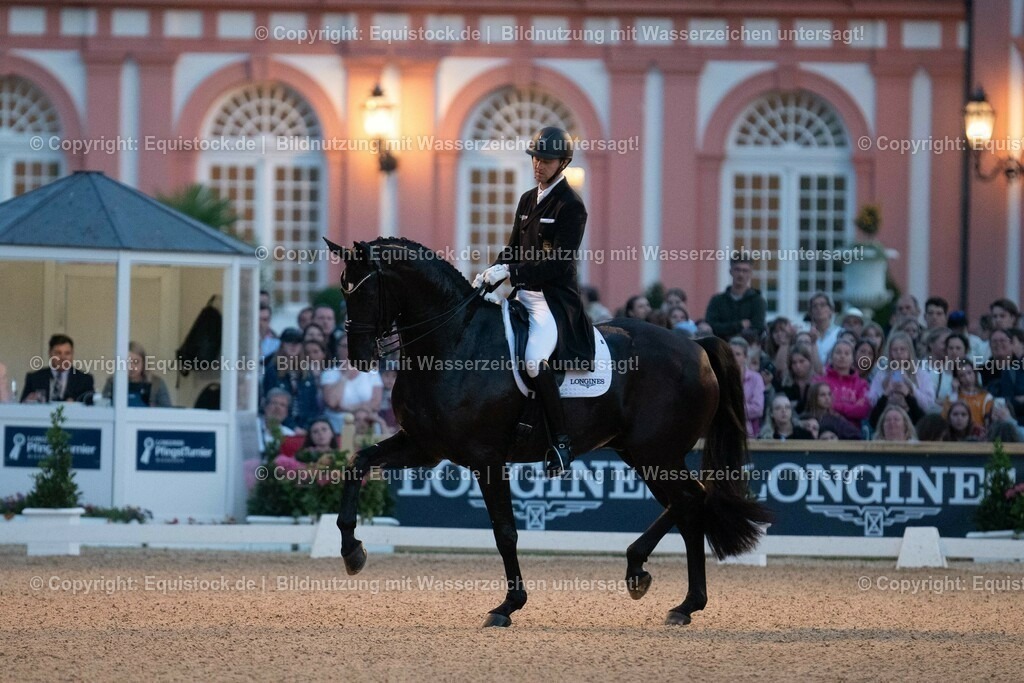 20230528_Flutlicht-Kür_0069 | equistock