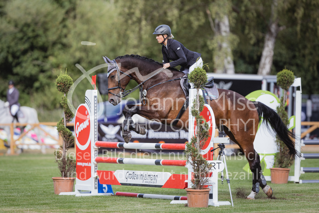 220714_LC_Stil-A2-222 | Deine schönsten Turniermomente als professionelle Fotos! Entdecke hochwertige Pferdesport-Fotografie im Online-Shop. Jetzt Fotos finden & bestellen!