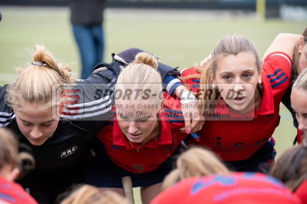 SFE_20231022_0015 | Deutsche Meisterschaft Weibliche U16 Finale Uhlenhorst Mülheim - Düsseldorfer HC am 22.10.2023 in Köln (Düsseldorfer Hockeyclub 1905 e.V.), Photo: Stephan Fehrmann 2023 (Sports-Gallery)