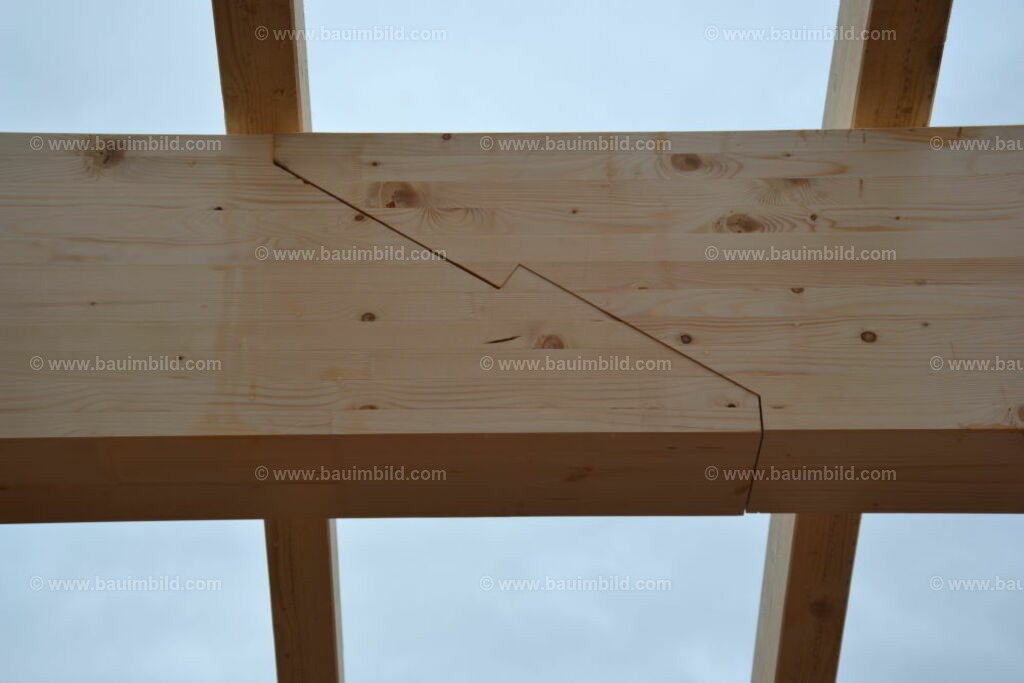 bib-lg09-holzbau-0156 | Nach LV-Leistungsgruppen sortierte Detailfotos über den Bau eines Hauses. Alle Hausbau-Bilder direkt vom Urheber und Autor der Website Haus-Selber-Bauen.com