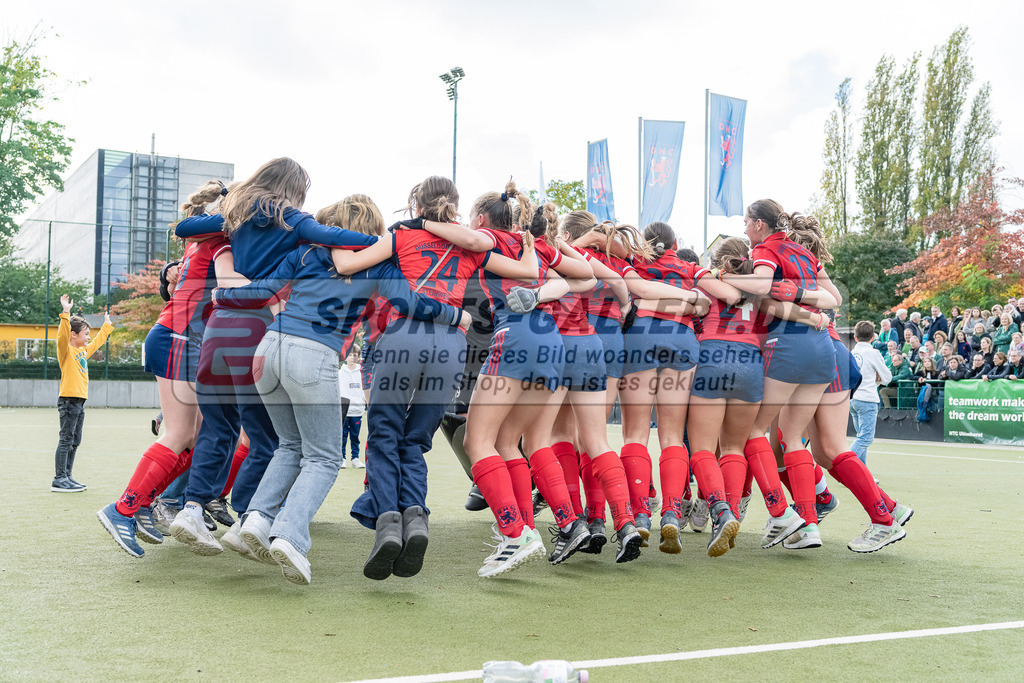HK_20231022_106165 | Finale Deutsche Meisterschaft Feld WU16 Uhlenhorst Mülheim - Düsseldorfer HC am 22.10.2023 DHC, Düsseldorf ,
