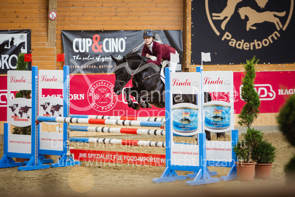 221127_Winterfestival_A-Spr-109 | Deine schönsten Turniermomente als professionelle Fotos! Entdecke hochwertige Pferdesport-Fotografie im Online-Shop. Jetzt Fotos finden & bestellen!