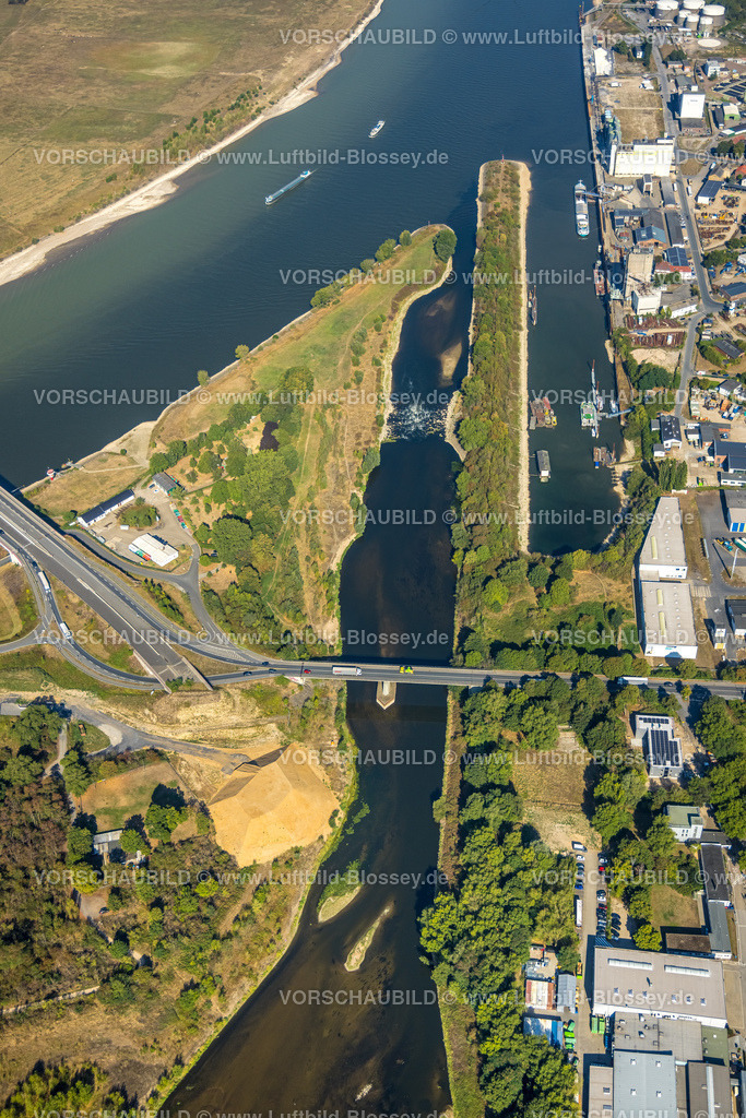 Wesel220806180 | Luftbild, Lippemündungsraum, Mündung Fluss Lippe in den Fluss Rhein, Binnenschifffahrt, Niederrheinbrücke Wesel, Wesel, Ruhrgebiet, Nordrhein-Westfalen, Deutschland