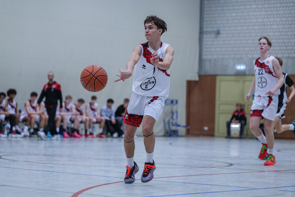 JBBL BAYER GIANTS vs Team BonnKöln RAG-98 | Fotos von Basketballspielen aus dem Raum NRW fotografiert von Gero Mueller-Laschet und Daniel Schaefer - Realisiert mit Pictrs.com