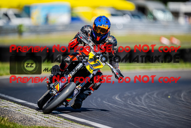 MaZZes_FotoMatrix_220702_1555 | S1