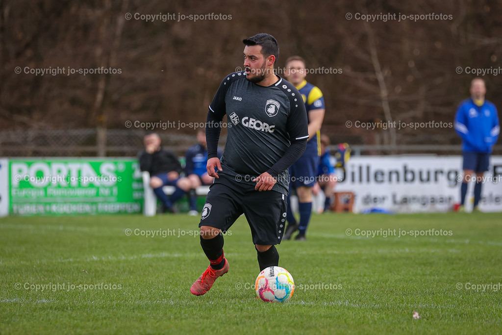 BQ3I2956 | 23.04.2023; Kreisliga C Dillenburg; Rasenplatz Hirzenhain; SSV Hirzenhain - SSG Breitscheid II; Ergebnis: 5:0 (3:0)