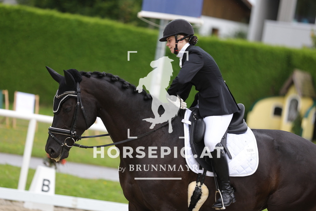 0P6A9411 | Willkommen bei Brunnmayr - Design & Fotografie – Ihrem Spezialisten für Reitturniere und Pferdeveranstaltungen in Oberösterreich, Salzburg und Bayern! Seit über 17 Jahren sind wir leidenschaftlich dabei.