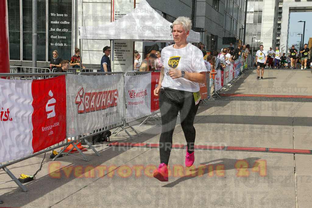 250920_1343_EX1_6360 | Sportfotografie im Rhein-Sieg Kreis, Köln, Bonn, NRW, Rheinland Pfalz, Hessen, etc. Unser Tätigkeitsfeld umfasst den Laufsport vom Volkslauf über den Marathon, Duathlon, Triathon bis zum Ultralauf wie Kölnpfad Ultra oder Schindertrail.