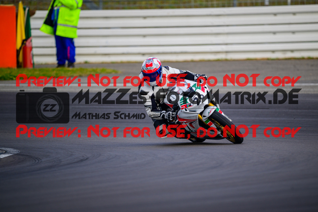 MaZZes_Fotomatrix_20250421_6007705_2293 | WEISS