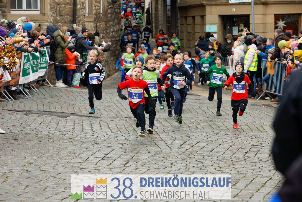 400m AOK Junior Cup | 3 Koenigslauf 2024 400m AOK Junior Cup - Realisiert mit Pictrs.com