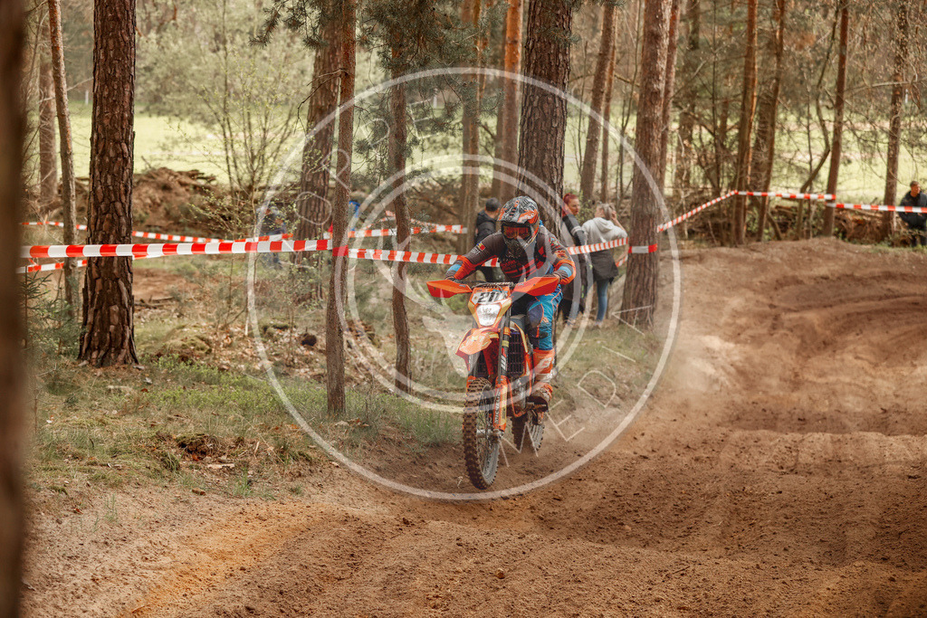 4TaktLauf1-507 | koppe-media - Realisiert mit Pictrs.com