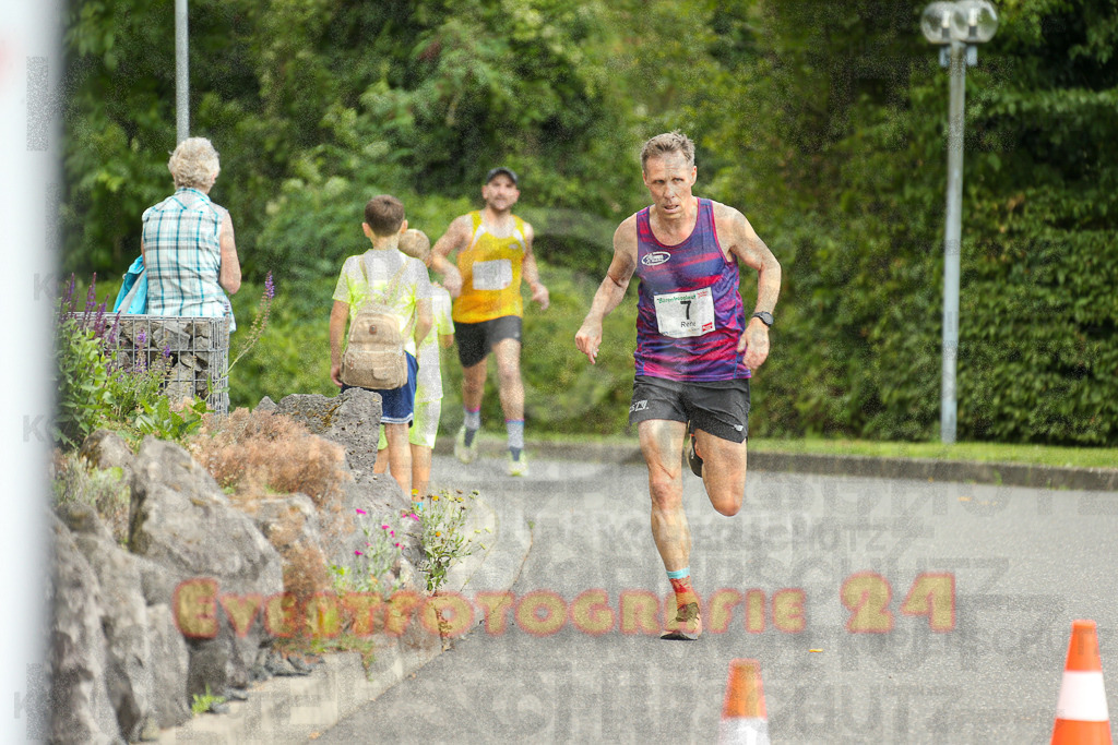 250801_1852_EX1_6693 | Sportfotografie im Rhein-Sieg Kreis, Köln, Bonn, NRW, Rheinland Pfalz, Hessen, etc. Unser Tätigkeitsfeld umfasst den Laufsport vom Volkslauf über den Marathon, Duathlon, Triathon bis zum Ultralauf wie Kölnpfad Ultra oder Schindertrail.