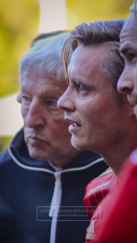 Rot - Weiß Köln - Havesterhuder THC 09.10.22-82 | lanaschraderfotografie - Realisiert mit Pictrs.com