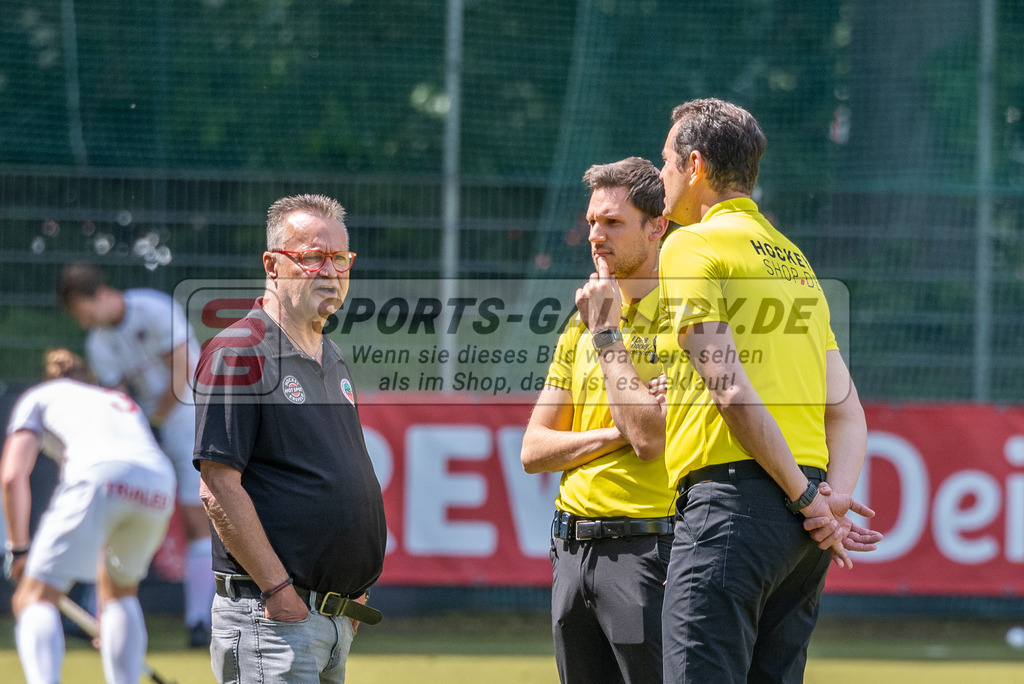 SFE_20240511_0022 | Köln, Deutschland, 11.05.2024:  in Aktion waehrend des Spiels der Feldhockey 1. Bundesliga Herren zwischen VF 2/2 Crefelder HTC - Rot Weiss Köln im KTHC Stadion Rot-Weiss Köln Tennis and Hockey Club am 11.05.2024 in Köln, Deutschland. (Foto von Stephan Fehrmann)

Köln, Germany, 11.05.2024:  in action during the game of Feldhockey 1. Bundesliga Herren between VF 2/2 Crefelder HTC - Rot Weiss Köln in KTHC Stadion Rot-Weiss Köln Tennis and Hockey Club at 11.05.2024 in Köln, Deutschland. (Foto from Stephan Fehrmann)
