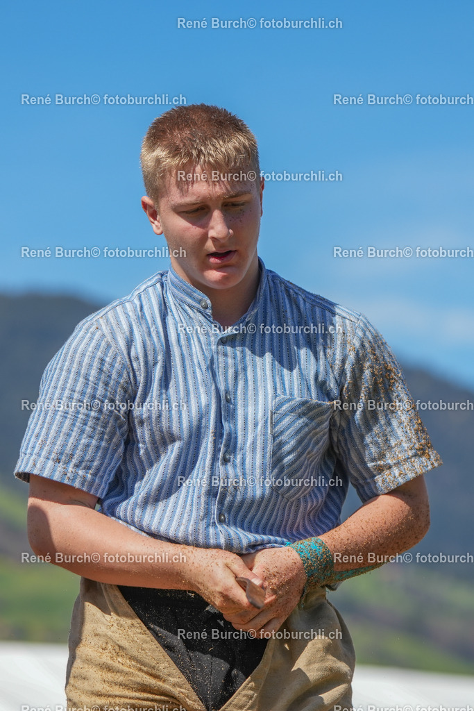 RB_04853 | René Burch leidenschaftlicher Fotograf aus Kerns in Obwalden.  Hier finden sie Sport, Landschaft und Natur Fotografie.
 - Realisiert mit Pictrs.com