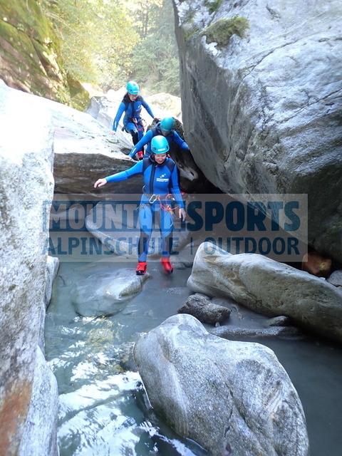 P9230088 | Bestelle die Bilder deines Berg- oder Wasser-Abenteuers mit Mountain Sports bequem von zu Hause aus direkt über unseren Online Fotoshop von pictrs.com. - Realisiert mit Pictrs.com
