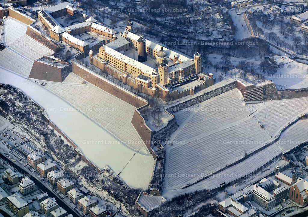 9200811 | winterlch verschneite Festung Marienberg 1985, Würzburg