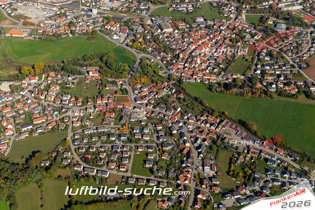 aktuelles Luftbild von  Windsbach - Luftaufnahme wurde 2019 von https://frankenair.de mittels Flugzeug (keine Drohne) erstellt.