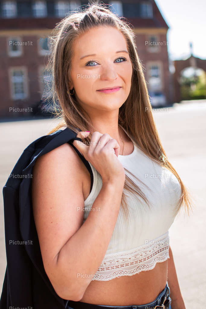 Elena V. | TFP Shooting zur Portfolio Erweiterung.  - Realisiert mit Pictrs.com