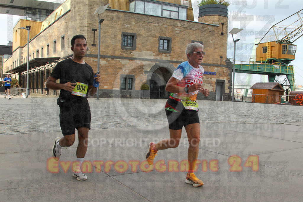 250920_1525_EV4_8728 | Sportfotografie im Rhein-Sieg Kreis, Köln, Bonn, NRW, Rheinland Pfalz, Hessen, etc. Unser Tätigkeitsfeld umfasst den Laufsport vom Volkslauf über den Marathon, Duathlon, Triathon bis zum Ultralauf wie Kölnpfad Ultra oder Schindertrail.