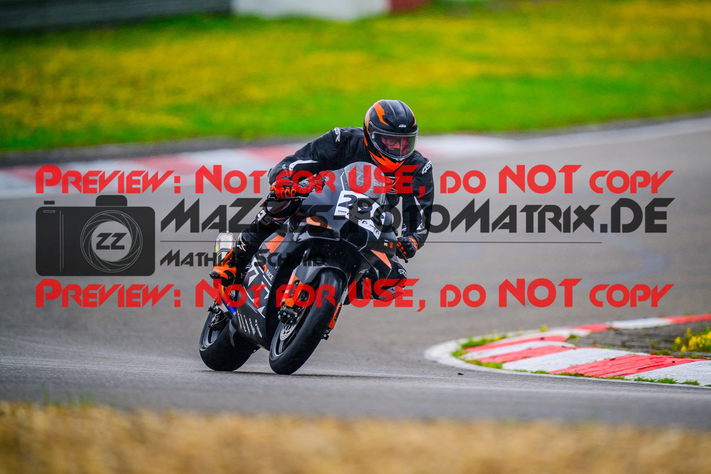 MaZZes_FotoMatrix_240804_6007705_2192 | Fotograf Mathias Schmid
Sportfotograf,
Eventfotograf,
Hochzeitsfotograf,
Portraitfotograf