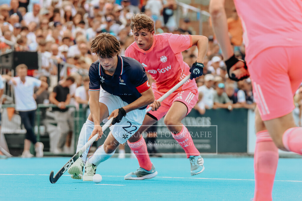 EM_MU18_F_GER-FRA_Lille_bearbeitet (230 von 433) | lanaschraderfotografie - Realisiert mit Pictrs.com