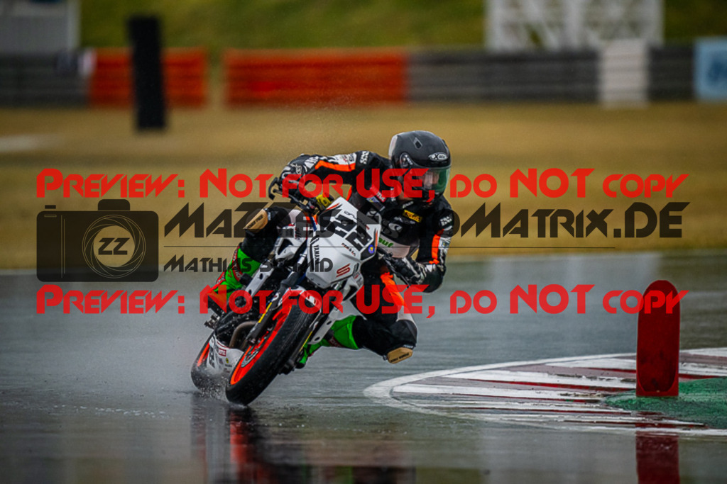 MaZZes_FotoMatrix_220624_4148 | TWINCUP