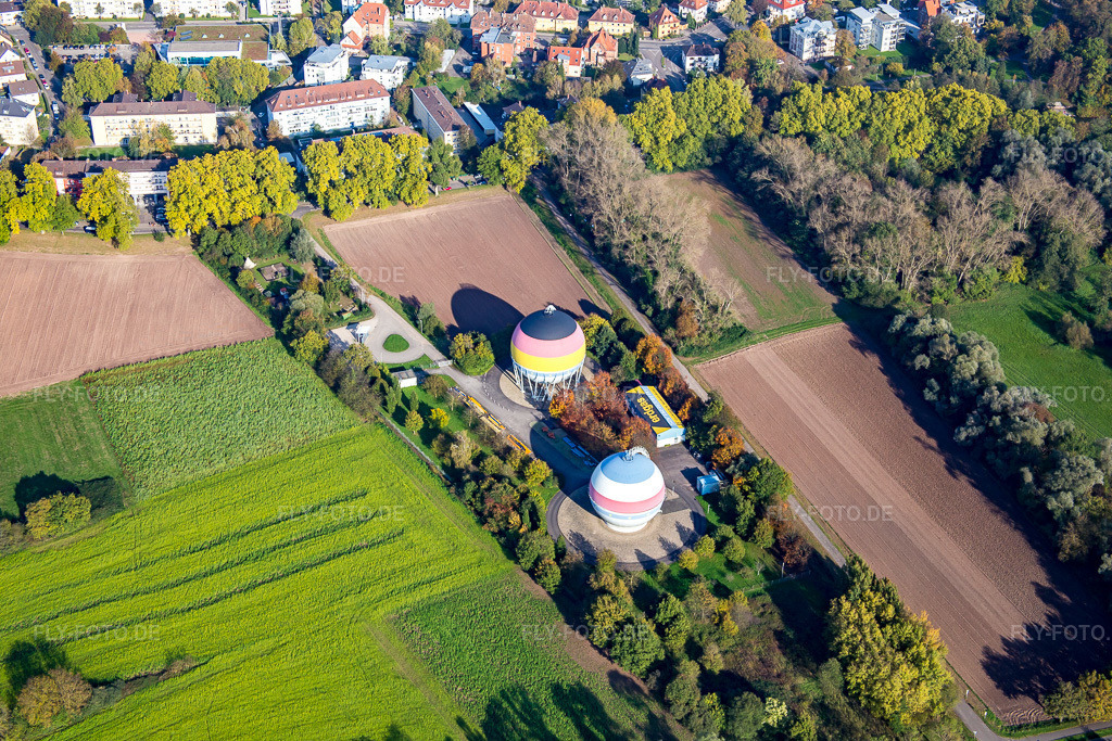 Luftbild: Erdgasspeicher der Stadtwerke in Rastatt im Bundesland Baden-Württemberg in Deutschland. Foto: IMG_075253.jpg vom 26.10.2014 durch Werner Riehm/FLY-FOTO.de