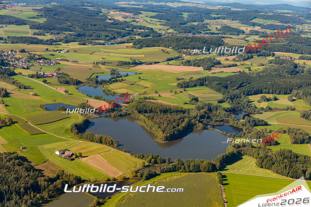 Aktuelles Luftbild von Weiher Winklarn Kauf mit Lizenz / Bildrechten möglich- Die Luftaufnahme wurde 2021 mittels UL-Flugzeug erstellt ( keine Drohne ) - hochauflösende Kamera-Systeme von  Canon -Beste Qualität - Für grossformatige Ausdrucke geeignet. Die Geschenkidee !