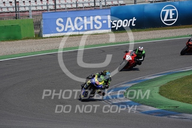 2022_05_09_PBK_14461 | Sportfotografie; SlowMotion; Video; Rennstrecke; Hafeneger; Speer; Racing; RSE; BMW; CBO; Trackday; Motorsportarena; Hockenheimring; Brno; Most; Barcelona; Valencia