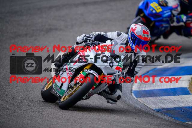 MaZZes_Fotomatrix_20250421_6007705_7587 | WEISS