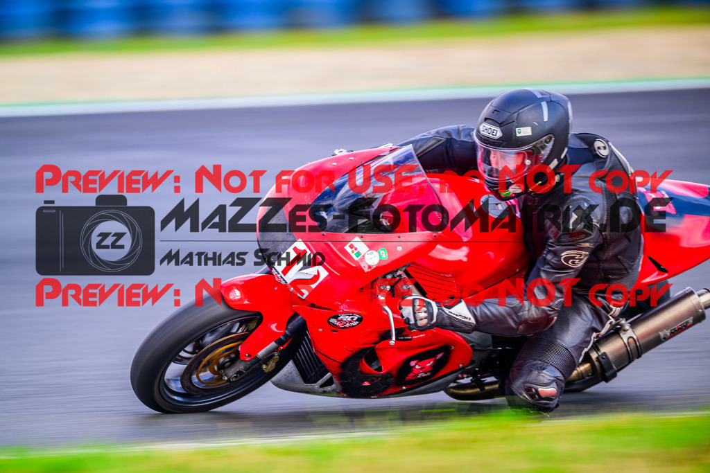 MaZZes_Fotomatrix_20250723_6007705_7619 | ROT