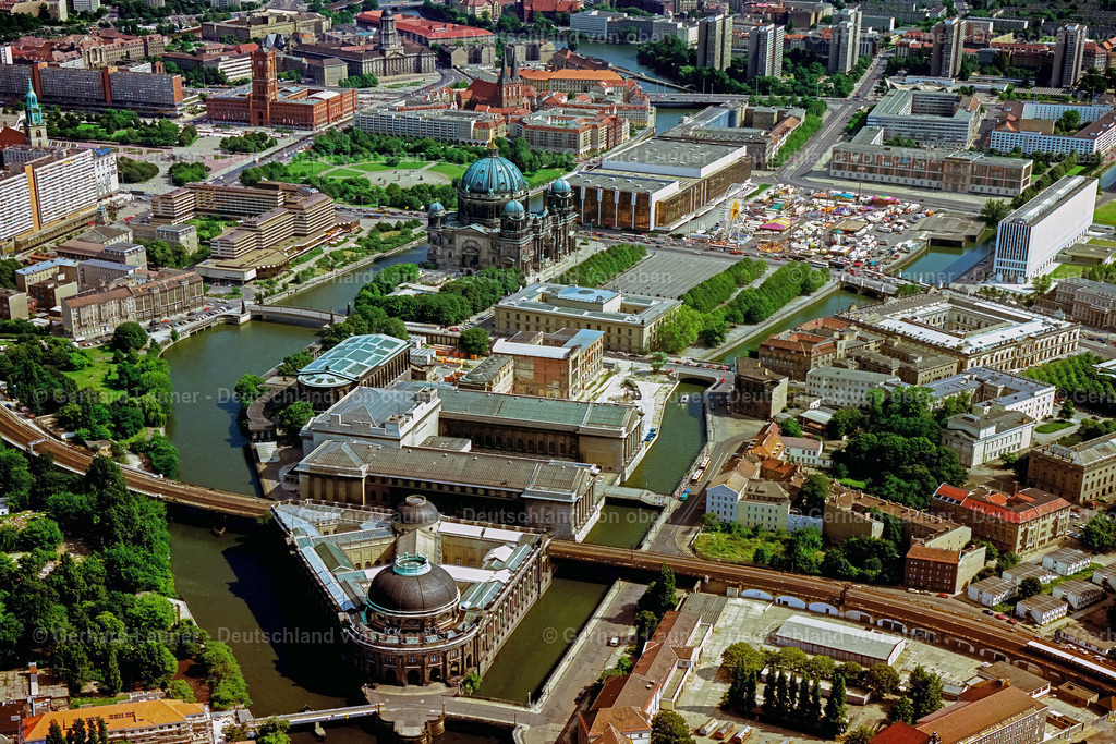 9000100 | Museumsinsel 1990, Berlin