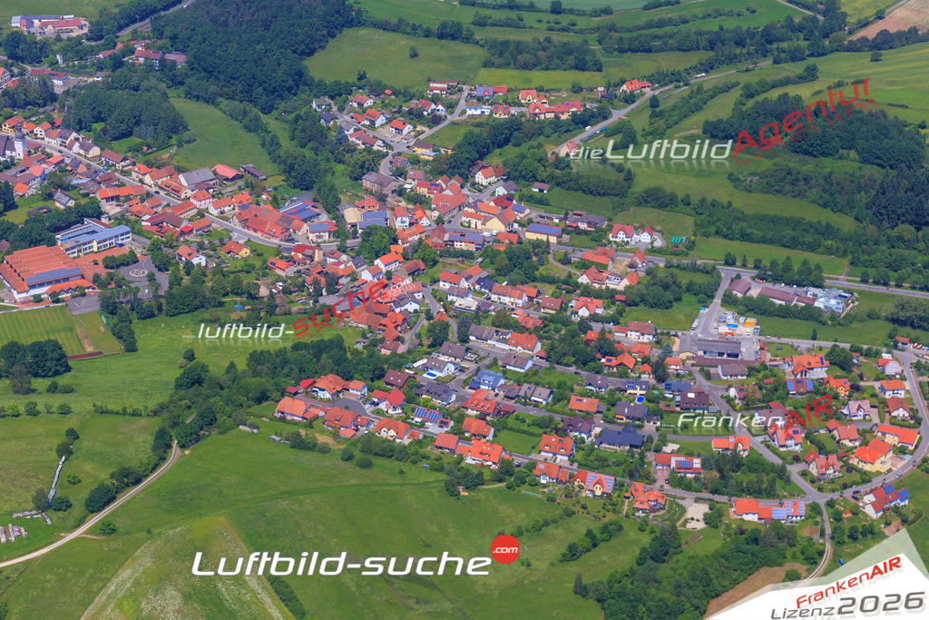 Luftbild von Trossenfurt Oberaurach - Luftaufnahme wurde 2016 von https://frankenair.de mittels Flugzeug (keine Drohne) erstellt - die Geschenkidee