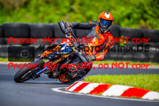 MaZZes_FotoMatrix_240430_6007705_2365 | Fotograf Mathias Schmid
Sportfotograf,
Eventfotograf,
Hochzeitsfotograf,
Portraitfotograf