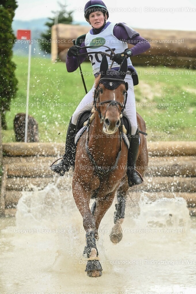 20230513_CCI2_Section2_Gelände_0159 | equistock