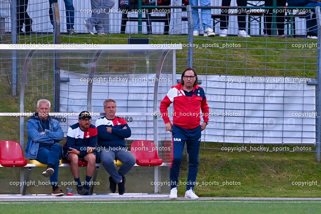 SV Spittal vs. SAK | Spielerbank SAK, Präsident SAK Marko Wieser, Assistentcoach SAK Simon Sadnek, Tormann Trainer SAK Johann Smrecnik, Headcoach SAK Richard Huber, SV Spittal vs. SAK, SV Spittal vs. SAK am 24.05.2024 in Spittal an der Drau (Goldeck Stadion), Austria, (Photo by Bernd Stefan)
