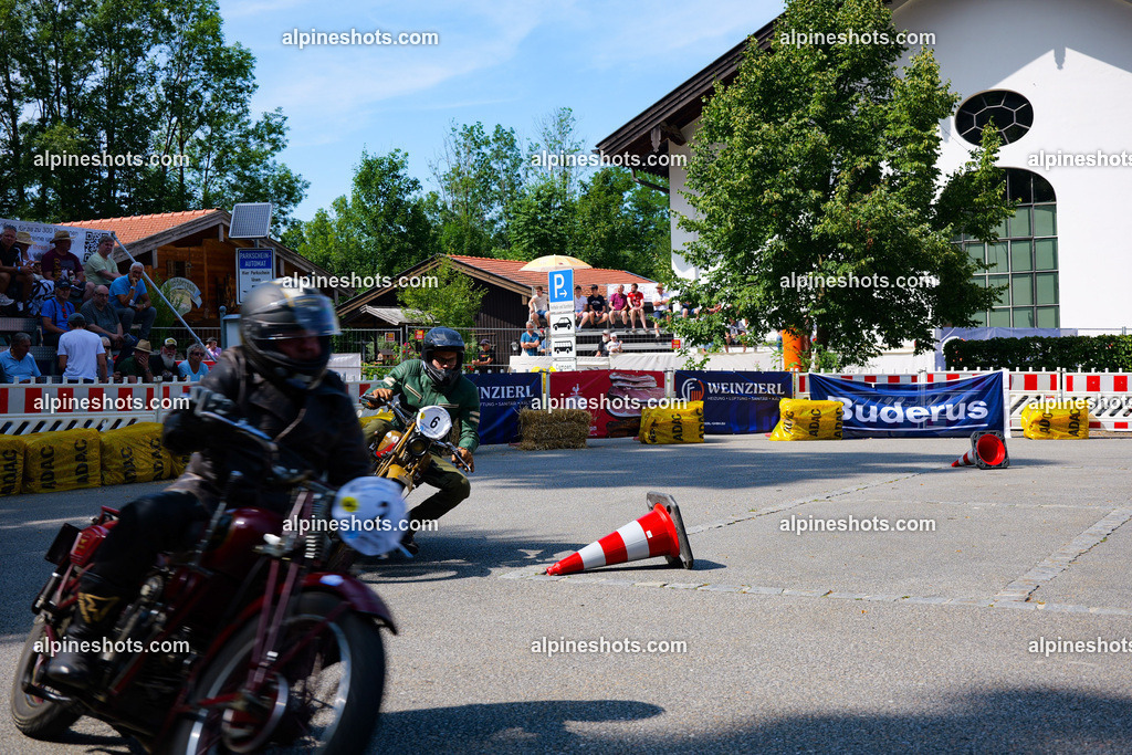 P1014882 | Erleben Sie atemberaubende, hochqualitative Fotos Ihrer Fahrt entlang der malerischen Alpenstraßen. Besuchen Sie alpineshots.com, um professionelle Aufnahmen Ihrer unvergesslichen Reise zu finden und zu kaufen - Realisiert mit Pictrs.com