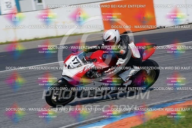 2022_05_09_PBK_22970 | Sportfotografie; SlowMotion; Video; Rennstrecke; Hafeneger; RSE; Speer; Trackday; Motorsportarena; Hockenheimring; Brno; Most; Barcelona; Valencia, Benny; Kaetzmer;