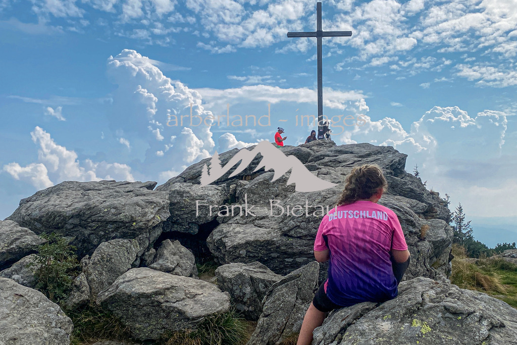 IMG_1437 | am Gipfelkreuz des Arber
