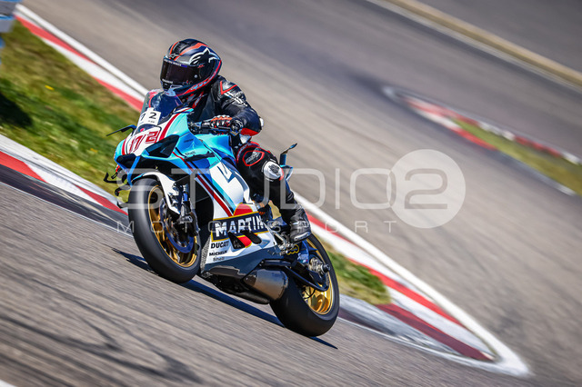0172-260526NBR-031_172 | Deine Full-Service-Agentur für ✔️Videoproduktionen und ✔️Motorsportfotografie Jetzt Angebot anfragen!