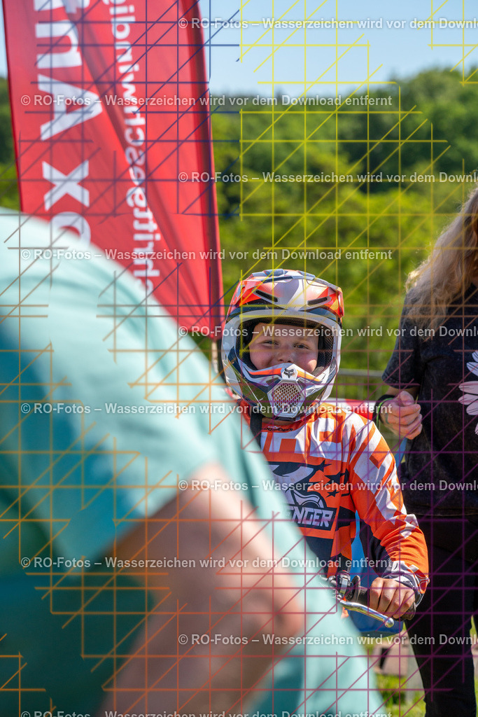 Wolfshausen 1 Lauf -1159 | Sportfotografie von RO-Fotos: Motorsport, Motocross, Enduro, Laufveranstaltungen und Triathlon. Professionelle Fotos von Sportlern und Events. - Realisiert mit Pictrs.com